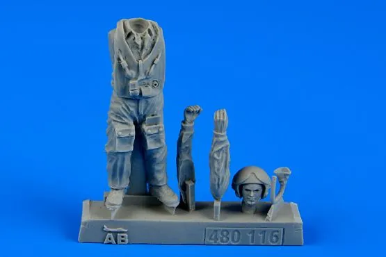 Soviet Pilot with life jacket - Cold War period 1:48 Soviet Pilot with life jacket - Cold War period 1:48