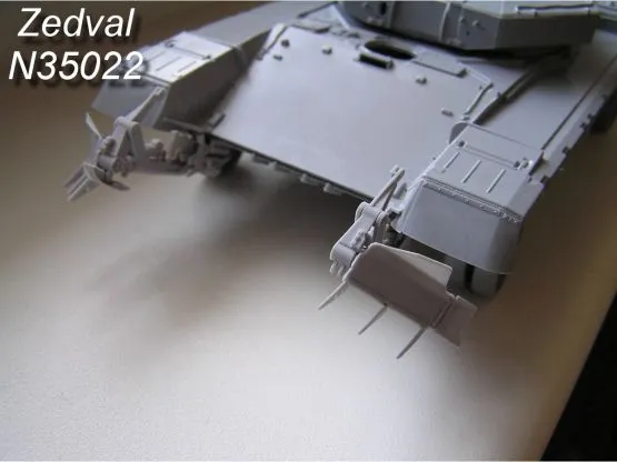 KMT-8 mine sweeper 1:35