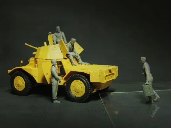 German Armoured Vehicle Crew (1941-1942) 1:35