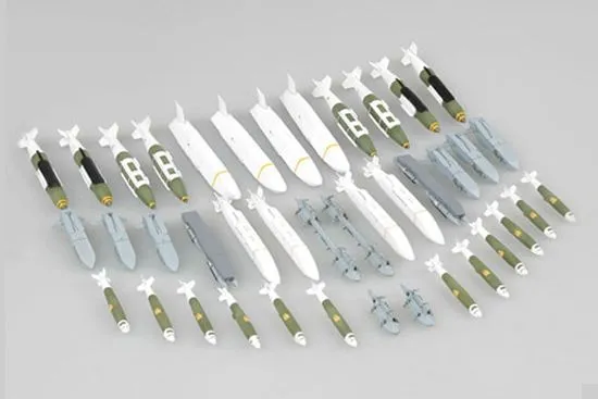 US aircraft weapons - Guided Bombs 1:32