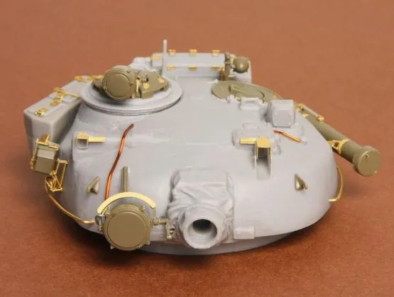 T-72A Ural turret with optical rangefinder 1:35