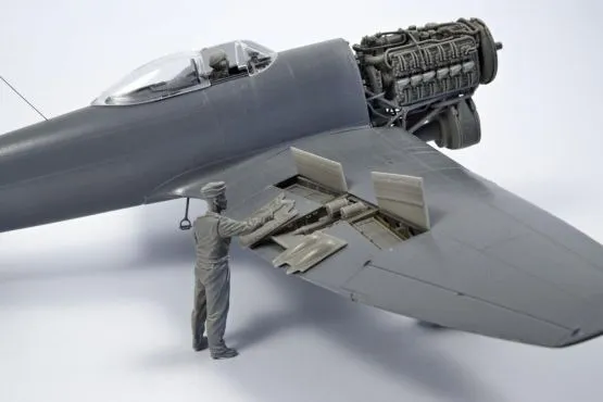 British WWII Tempest Mechanic 1:32