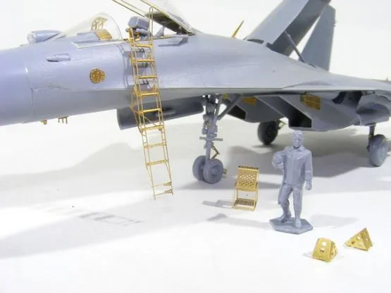 Su-33 ladder and wheel chock 1:72