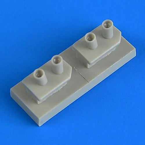 Hawker Hunter F.6 air bottle charging 1:48