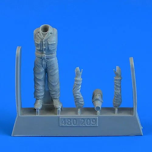 USAAF WWII Aircraft Mechanic 1:48