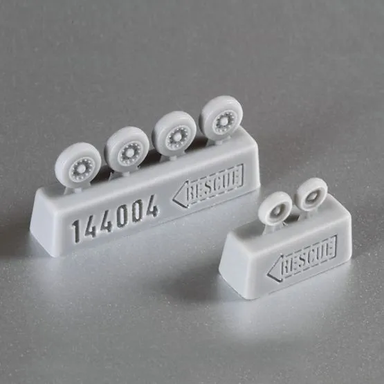 U-125A wheel set 1:144