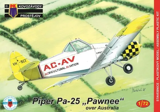 Pa-25 Pawnee over Australia 1:72