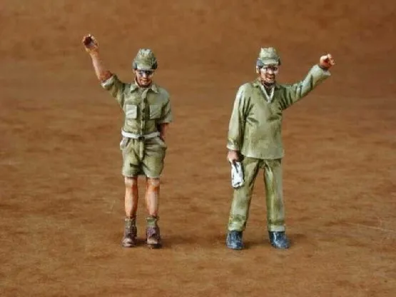 Japanese Army mechanics 1:48