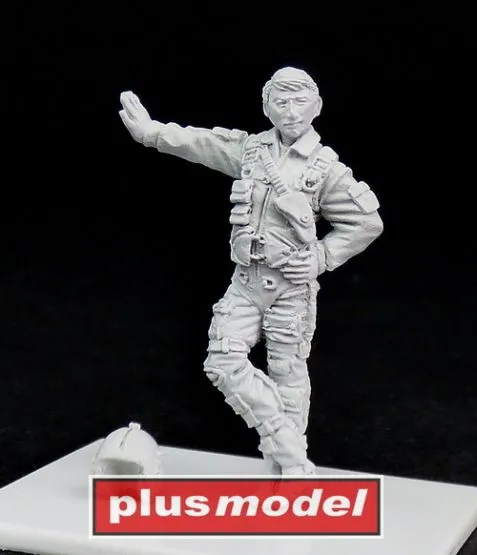 F-8 Crusader Pilot 1:48