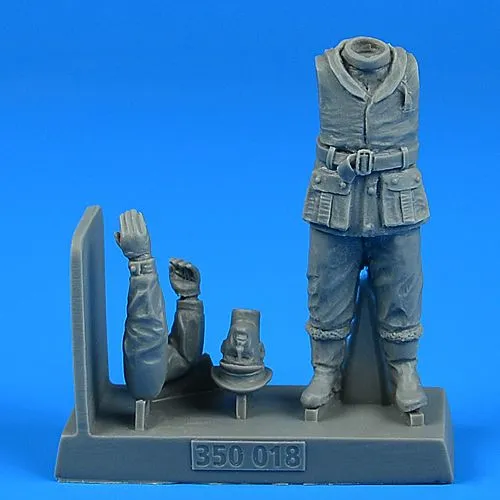 British WW2 Sailor for the HMS X-craft submarine 1:35
