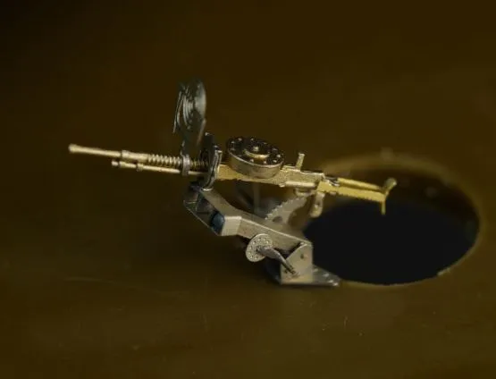 DT-29 MG (early) on mount P-40 1:72