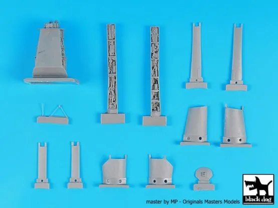 F-111 Front electronic 1:48