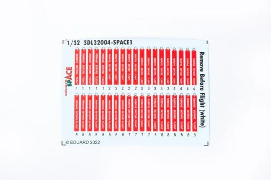 Remove Before Flight (white) SPACE 1:32