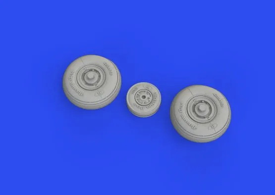 Z-326/526 wheels 1:48
