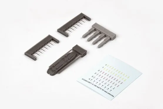 S-199 4xETC 50 rack w/ bombs 1:72