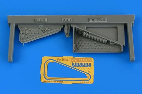 Fw 190A-8 inspection panel - late version 1:32