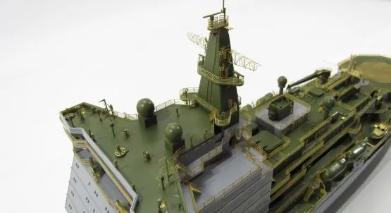 Artkitka - Russian Nuclear Icebreaker P.E. set 1:350