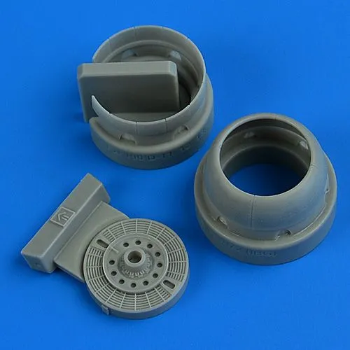 Fw 190D-11/12/13 cowling and cooling flaps (closed) 1:72