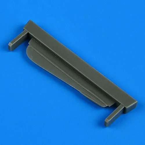 MiG-17F Fresco correct ventral fin 1:48