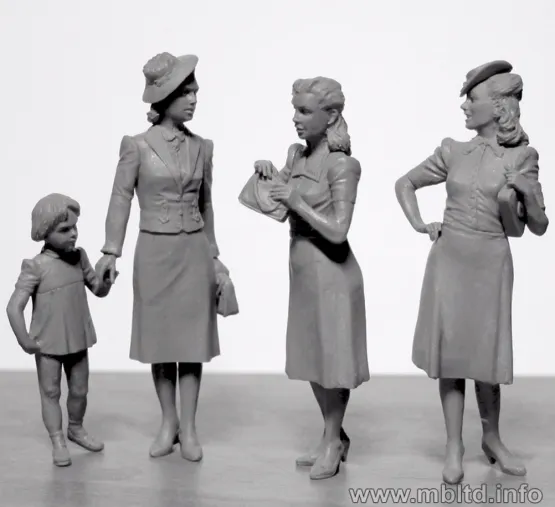 Women of WWII era 1:35