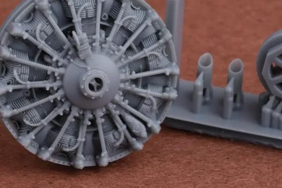 B-239 engine & exhaust set 1:72