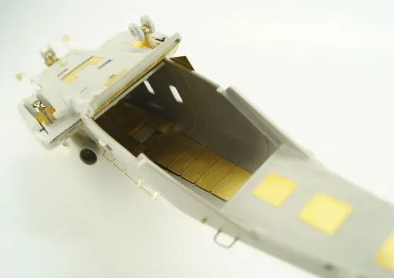 MH-53E cargo space for Italeri 1:72