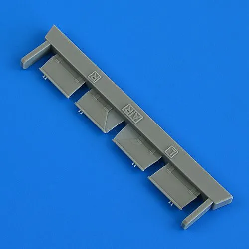 DH-82 Tiger Moth cockpit doors 1:48