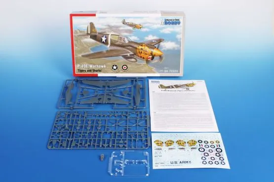 P-40E Warhawk - Tigers and Sharks 1:72