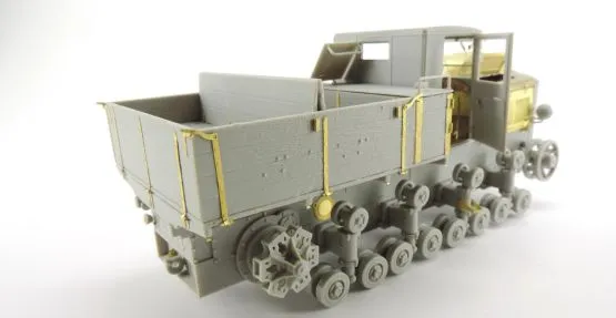 Artillery Tractor "Komintern' P.E. set for Trumpeter 1:35