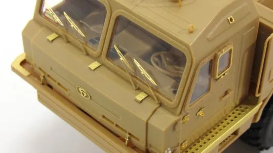 BAZ-6909 cab & chassis P.E. set 1:35