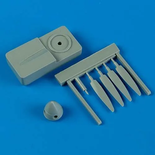 Spitfire Mk.IX propeller w/tool 1:72