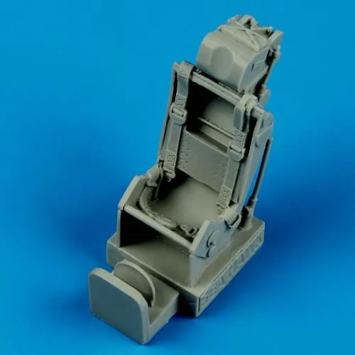 Sea Hawk ejection seat with safety belts 1:48