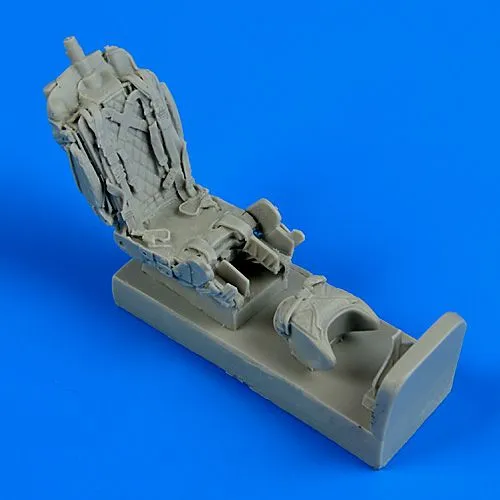 MiG-23 Flogger ejection seat with safety belts 1:48