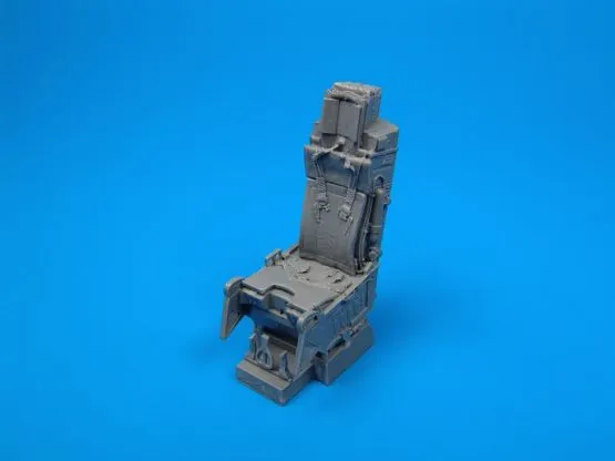 A-10A ejection seat with safety belts 1:32