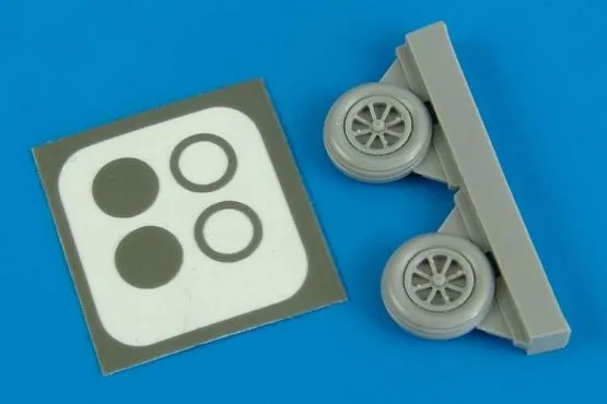 P-40M/N wheel & paint masks 1:72