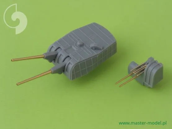 IJN Takao (1942) armament 1:350