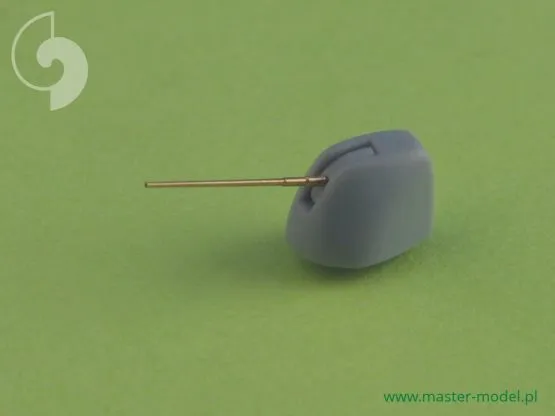 USN 5in/54 (12.7 cm) Mark 45 barrels 1:700