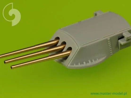 USN 14in/45 (35,6 cm) barrels 1:700