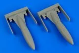 MiG-17 fuel tanks 1:48