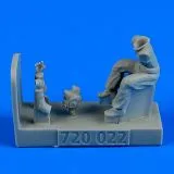 RAF Motorcycle Driver WWII 1:72