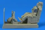 US Navy A-4 Pilot with ejection seat 1:32