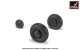 Antonov An-2/An-3 Colt wheels w/ weighted tires 1:48 Antonov An-2/An-3 Colt wheels w/ weighted tires 1:48