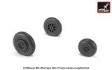 MiG-15bis (late) / MiG-17 wheels w/ weighted tires 1:32