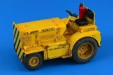 Minneapolis-Moline MT-40 Tow Tractor (US NAVY) 1:32