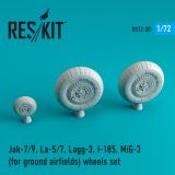 Soviet fighter Aircraft wheels WWII (ground airfields) 1:72