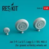 Soviet fighter Aircraft wheels WWII (ground airfields) 1:48 Soviet fighter Aircraft wheels WWII (ground airfields) 1:48