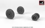 F-4 Phantom-II wheels, early 1:32