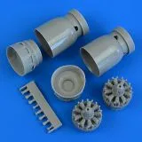 B-26K Counter Invader correct cowlings & engines 1:72