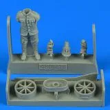 German/ Autro-Hungarian WWI aircraft mechanic w/ cart 1:48
