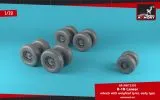 B-1B Lancer wheels w/ weighted tires, early 1:72
